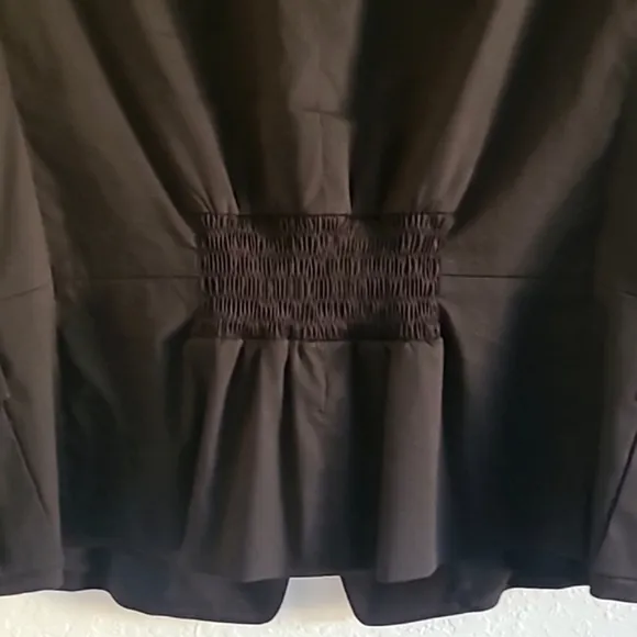Akris Punto Jacket. Sz14. Black. Zip Front Round Collar. Smock Sleeves. …