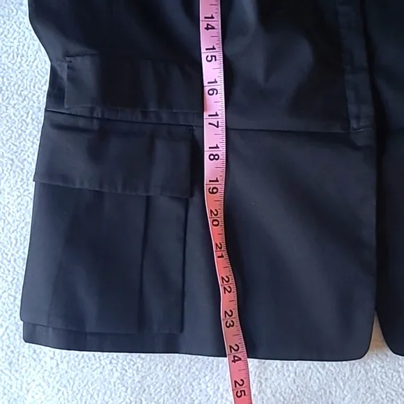 Akris Punto Jacket. Sz14. Black. Zip Front Round Collar. Smock Sleeves. …