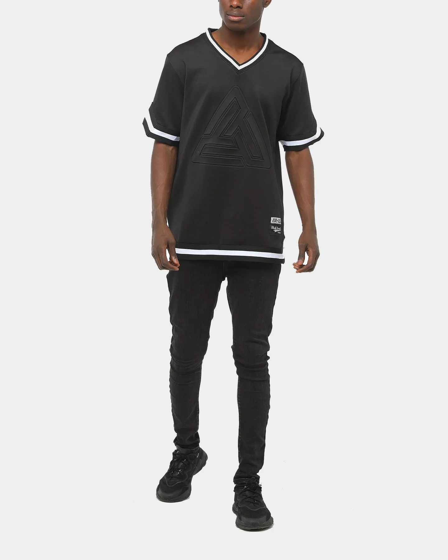 Black Pyramid Maze Logo Embossed Jersey Black