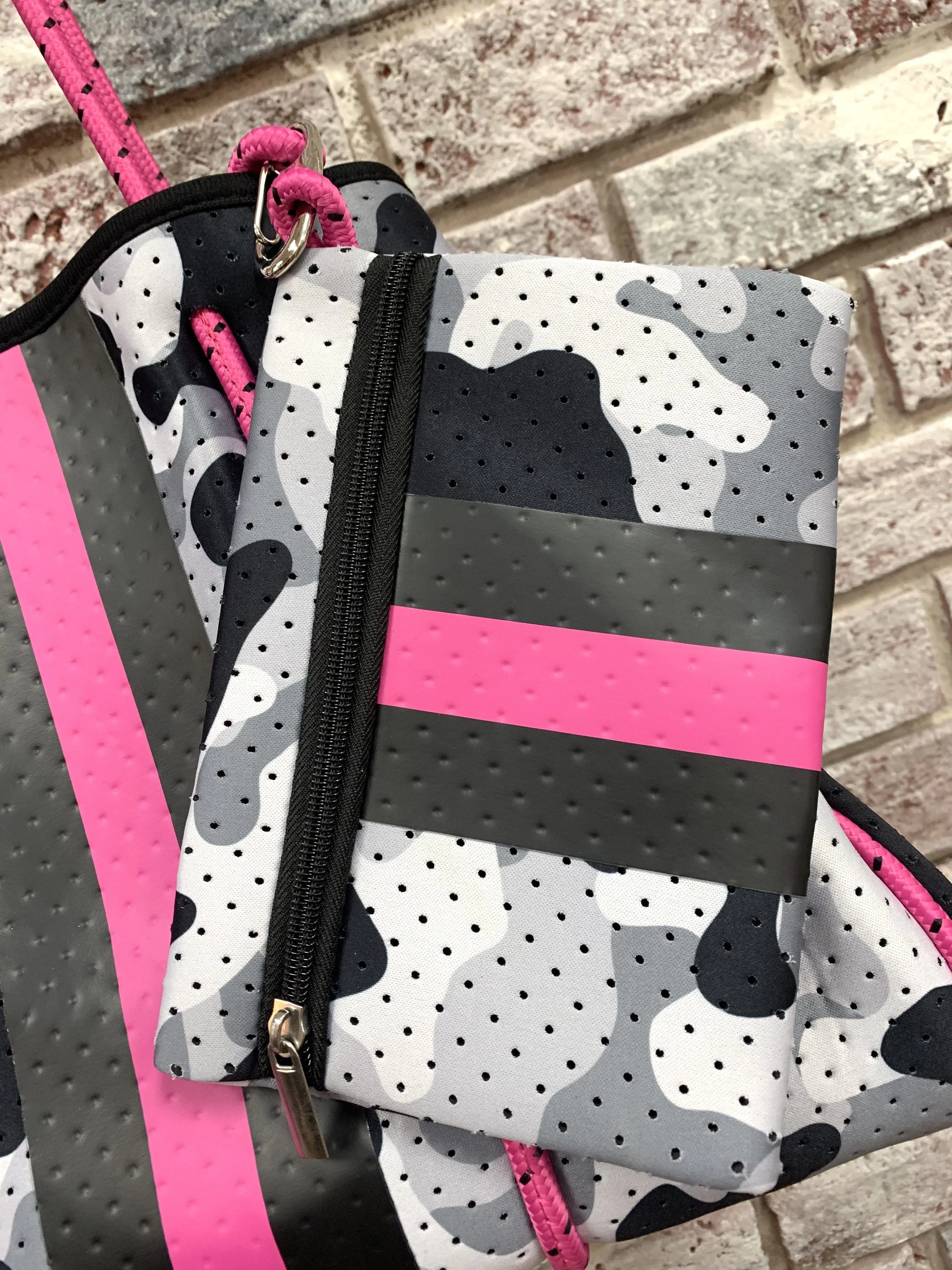 Brady Neoprene Tote