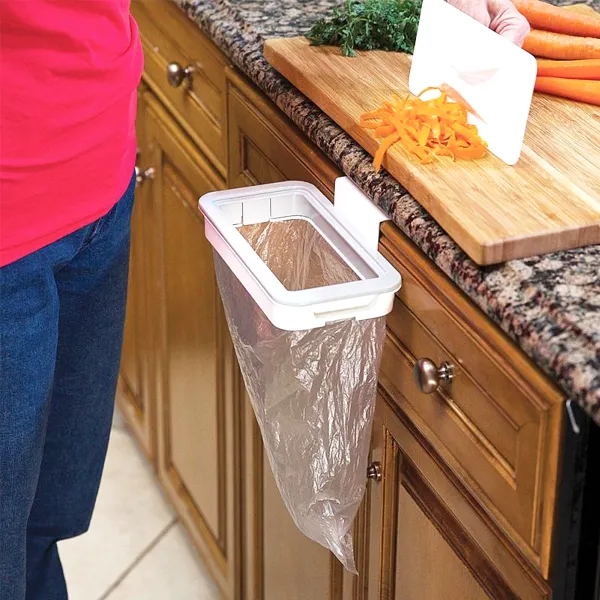 Buy 1 Get 1 Free: Eco-Friendly Clip-On Hanging Trash Bag Holder