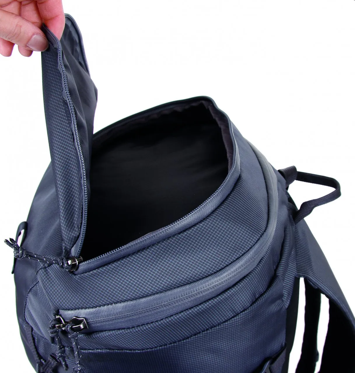 Chiru (25L) - India Ink, classic mountaineering pack