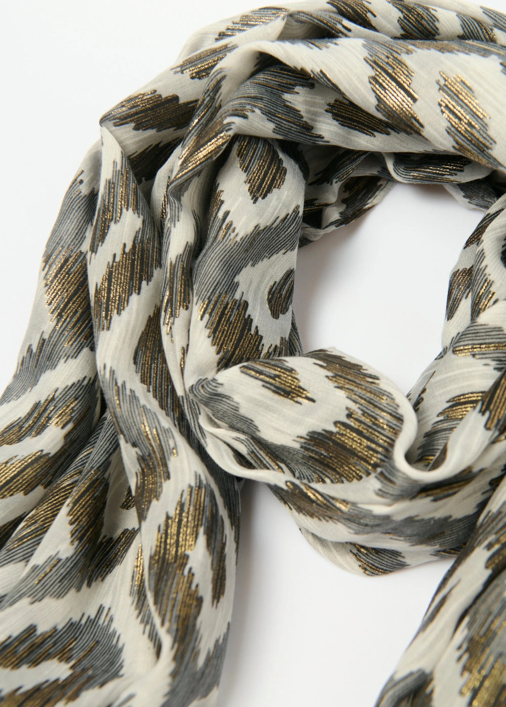 Ethnic print stole