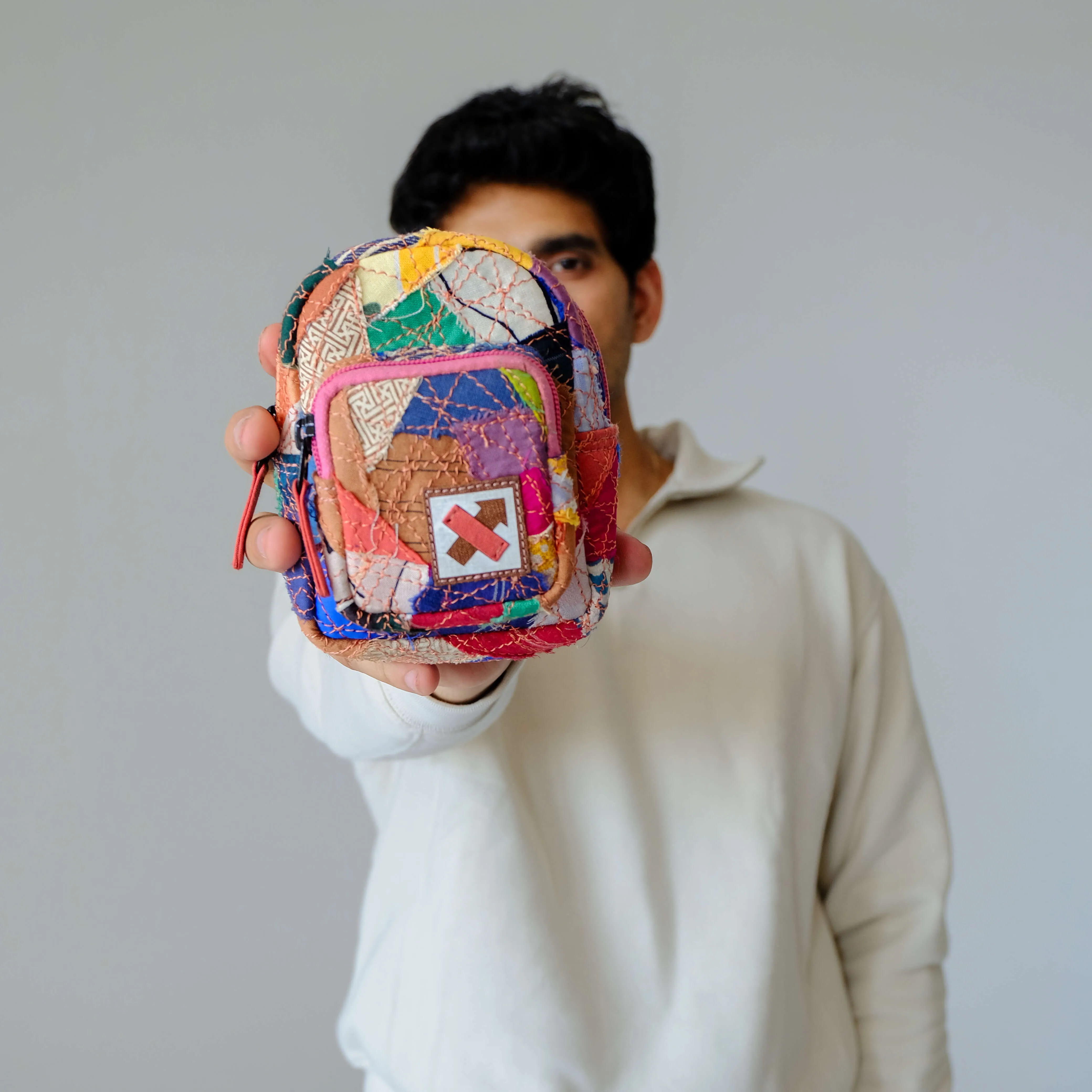 FABRIC SHREDS 251.67 MINI BACKPACK TRINKET