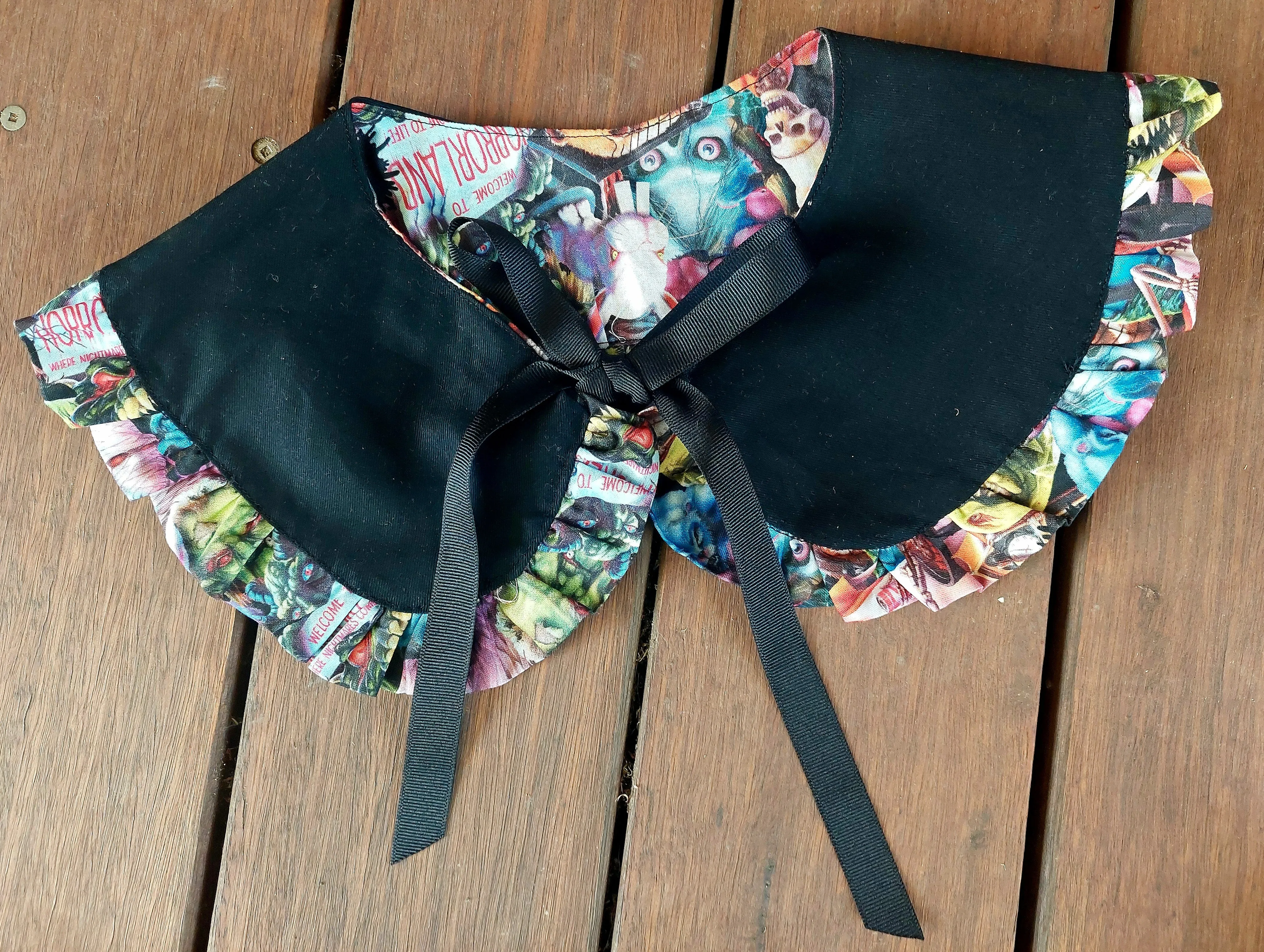 Halloween reversible collars