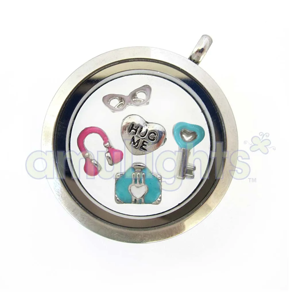 Hug Me Heart Charm