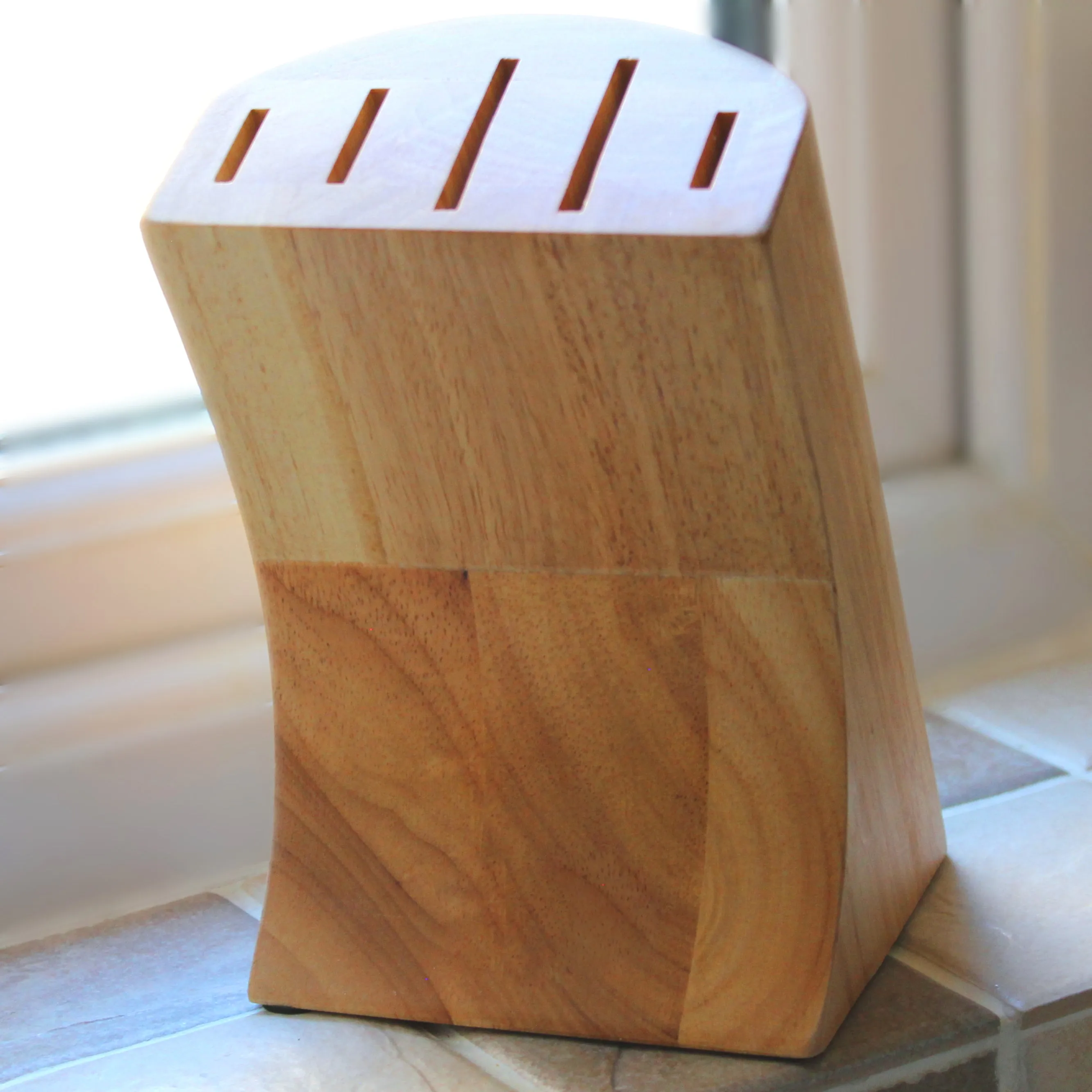 Knife Block in Rubberwood with 5 Compartments (Block only - No Knives)