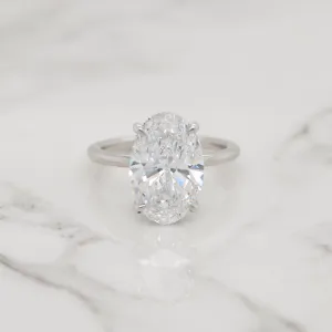 Oval Solitaire with Hidden Halo