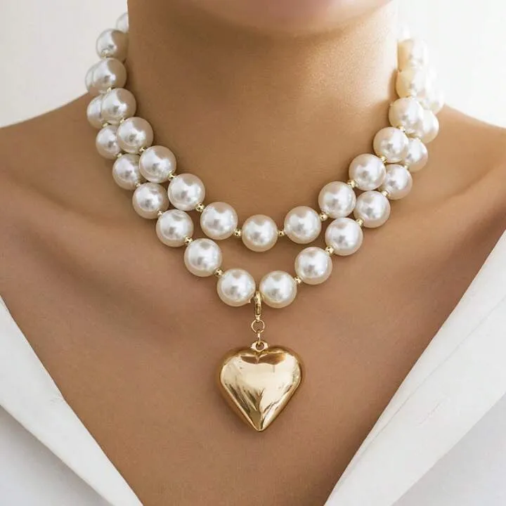 Pearl heart Neckpiece