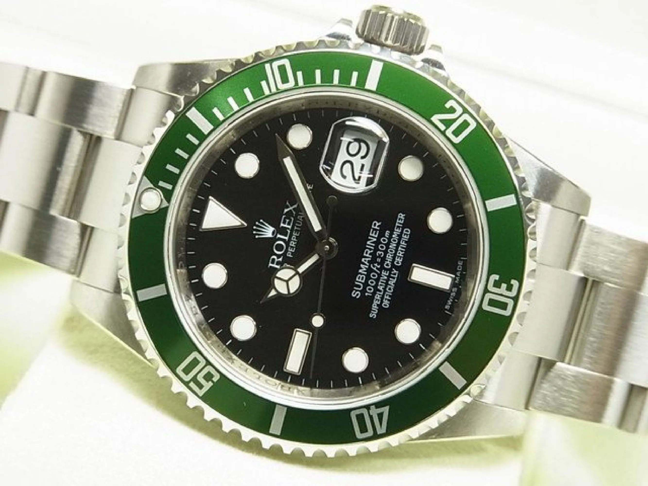 ROLEX Submariner date green bezel 16610LV M series Mens 182406440
