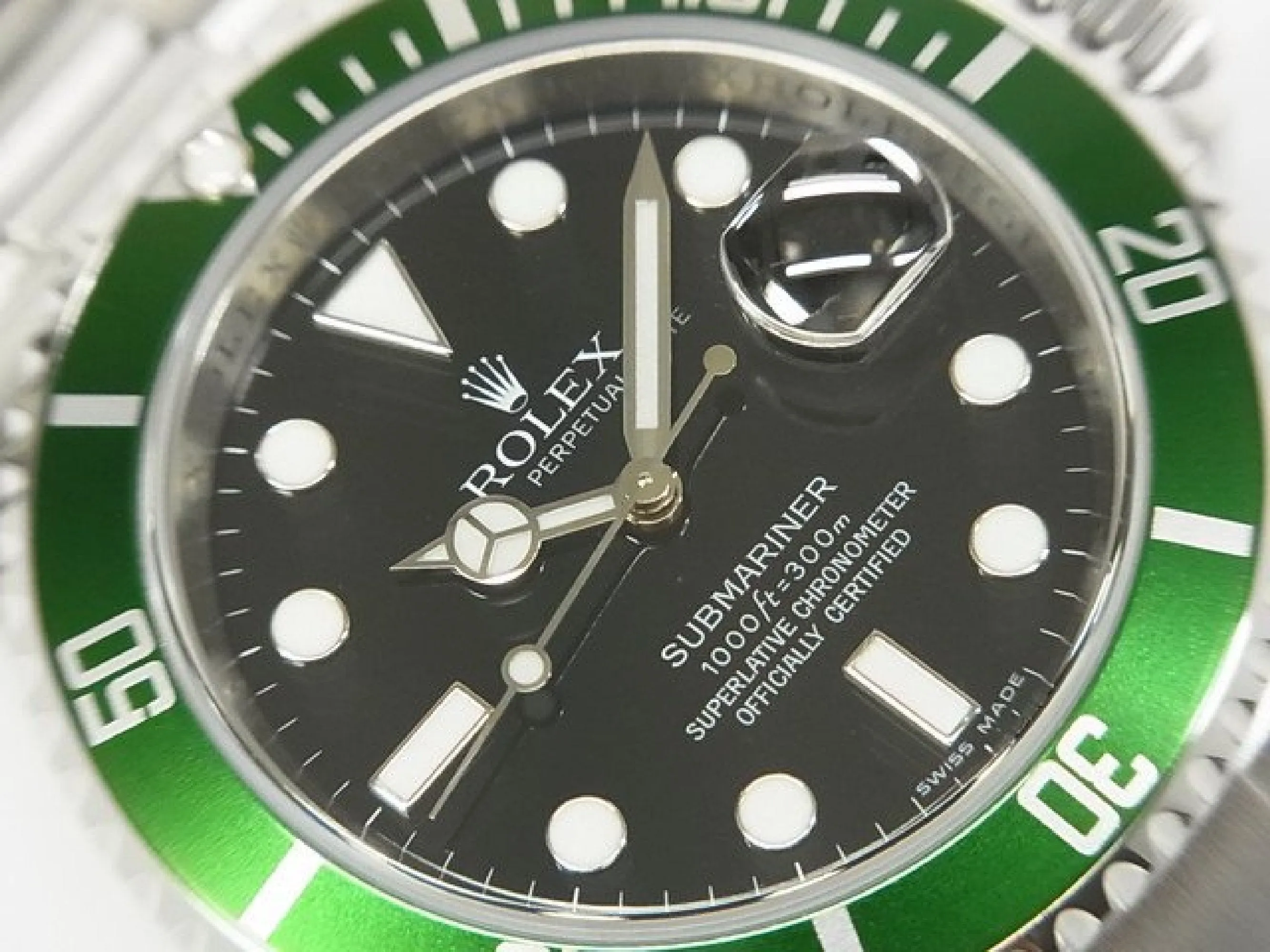 ROLEX Submariner date green bezel 16610LV M series Mens 182406440