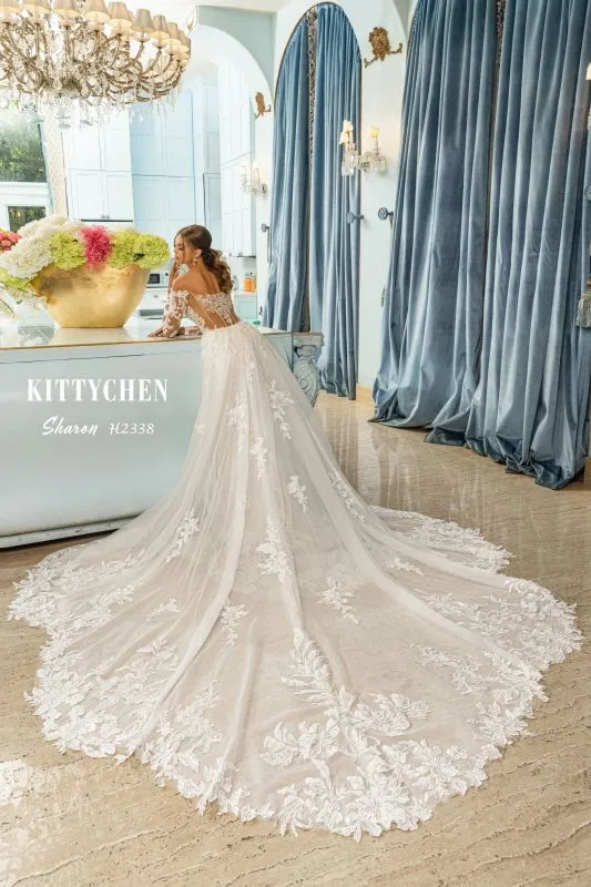 Size 12 Kitty Chen Sharon Ivory Detachable Train