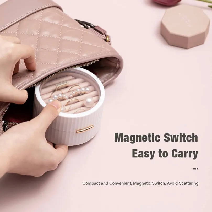 Small Portable Jewelry Box | light pink