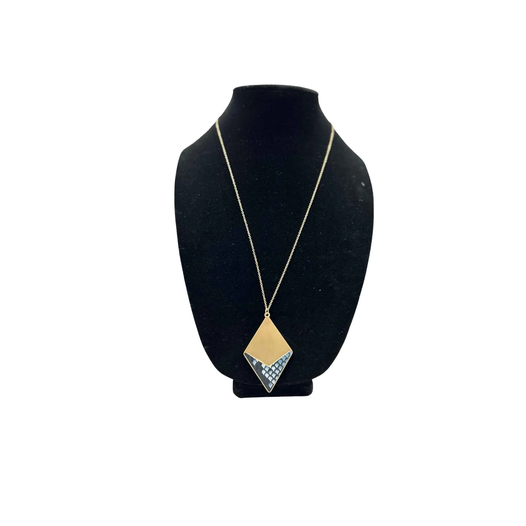 Snake Skin Diamond Shape Necklace