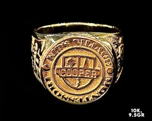 Solid gold graduation ring