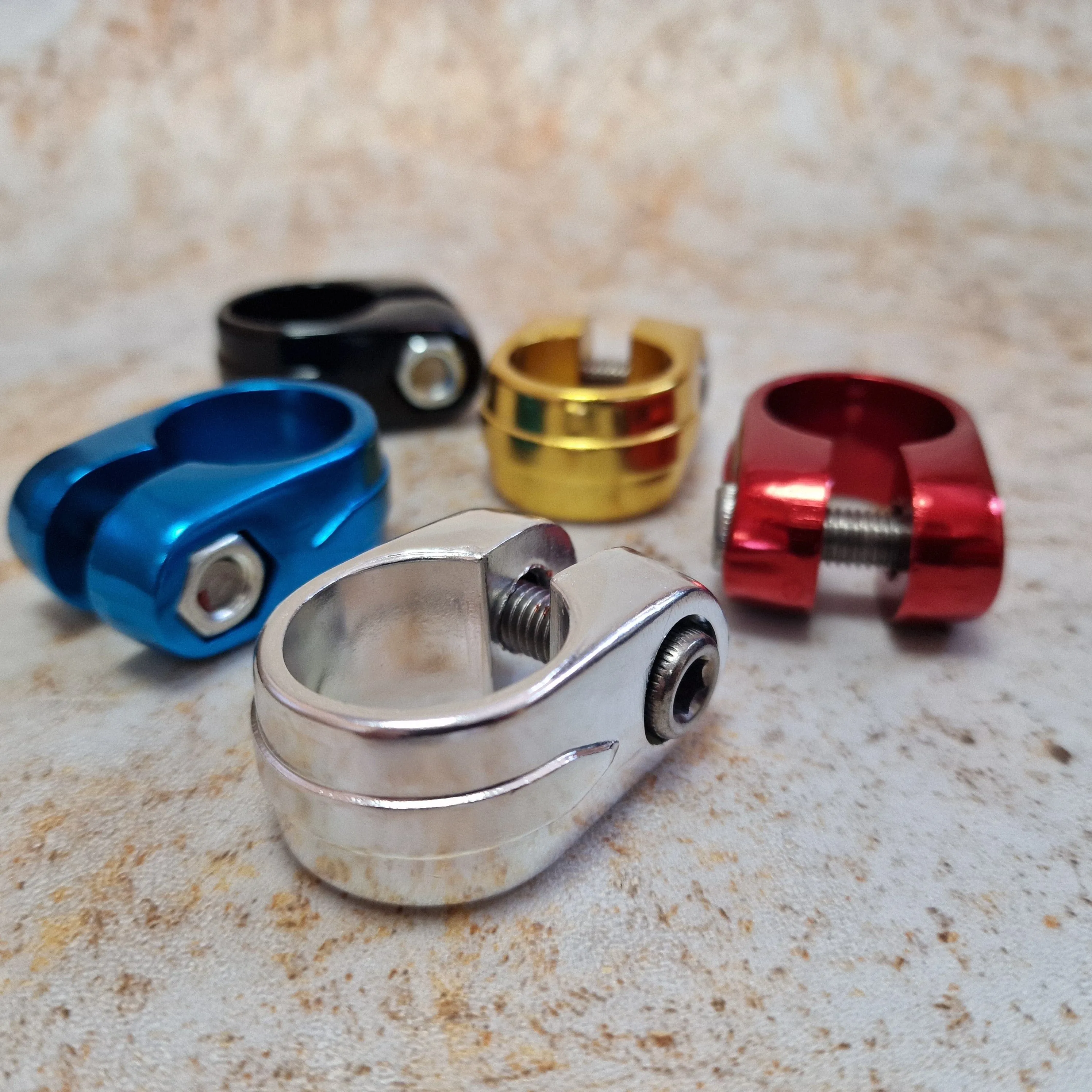 SunTour - style Old School Seatclamp 25.4mm