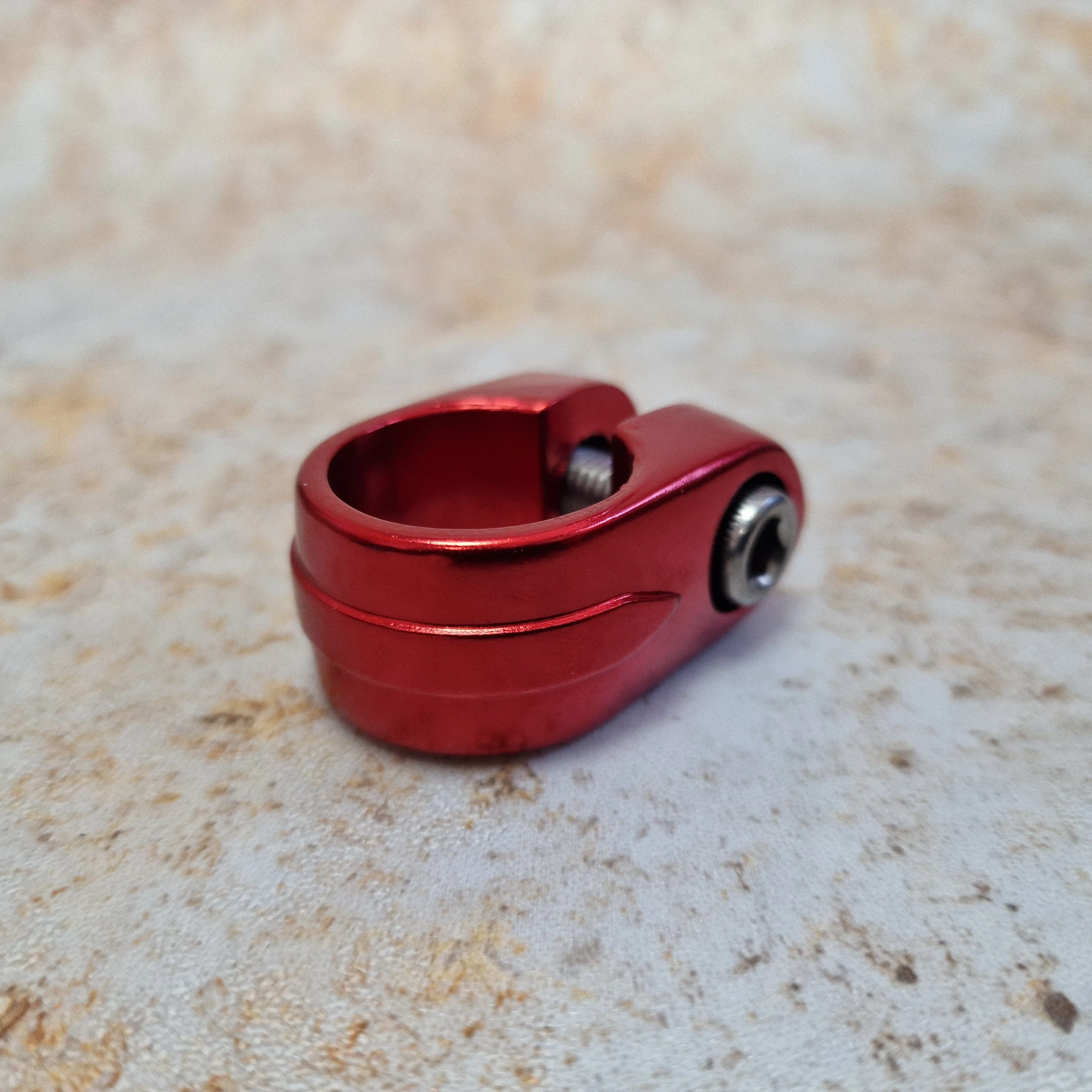 SunTour - style Old School Seatclamp 25.4mm