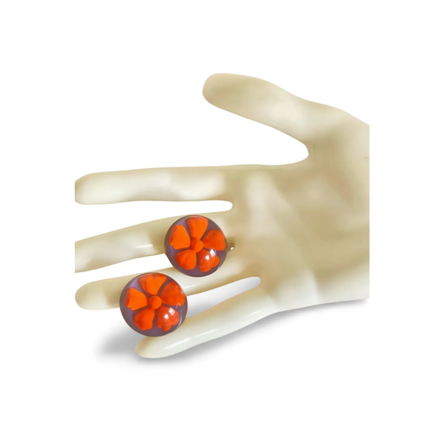 Vintage KENZO purple and orange round flower resin earrings. Round earrings. Chic, mod, and rare masterpiece jewelry. 060728br5