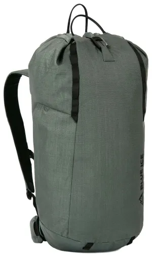 Wadi (32L), climbing backpack