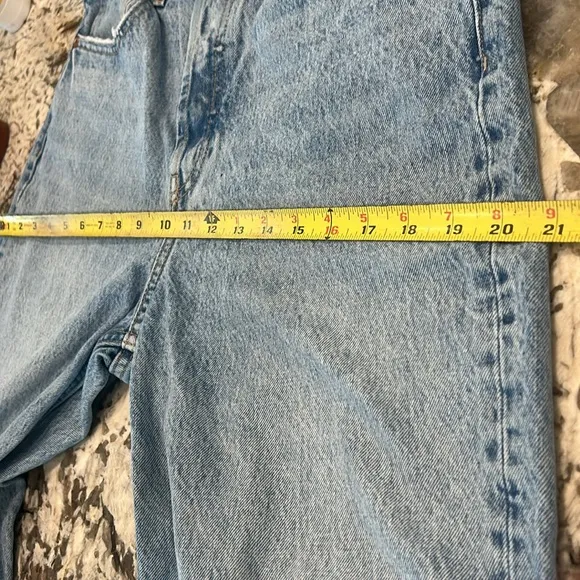 Zara High Rise Button Up Straight Leg Raw Hem Blue Jeans sz 8 EUC Y2K 90’s