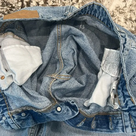 Zara High Rise Button Up Straight Leg Raw Hem Blue Jeans sz 8 EUC Y2K 90’s