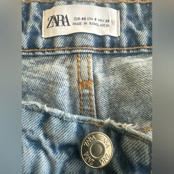 Zara High Rise Button Up Straight Leg Raw Hem Blue Jeans sz 8 EUC Y2K 90’s