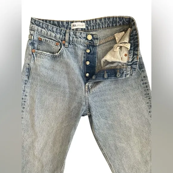 Zara High Rise Button Up Straight Leg Raw Hem Blue Jeans sz 8 EUC Y2K 90’s